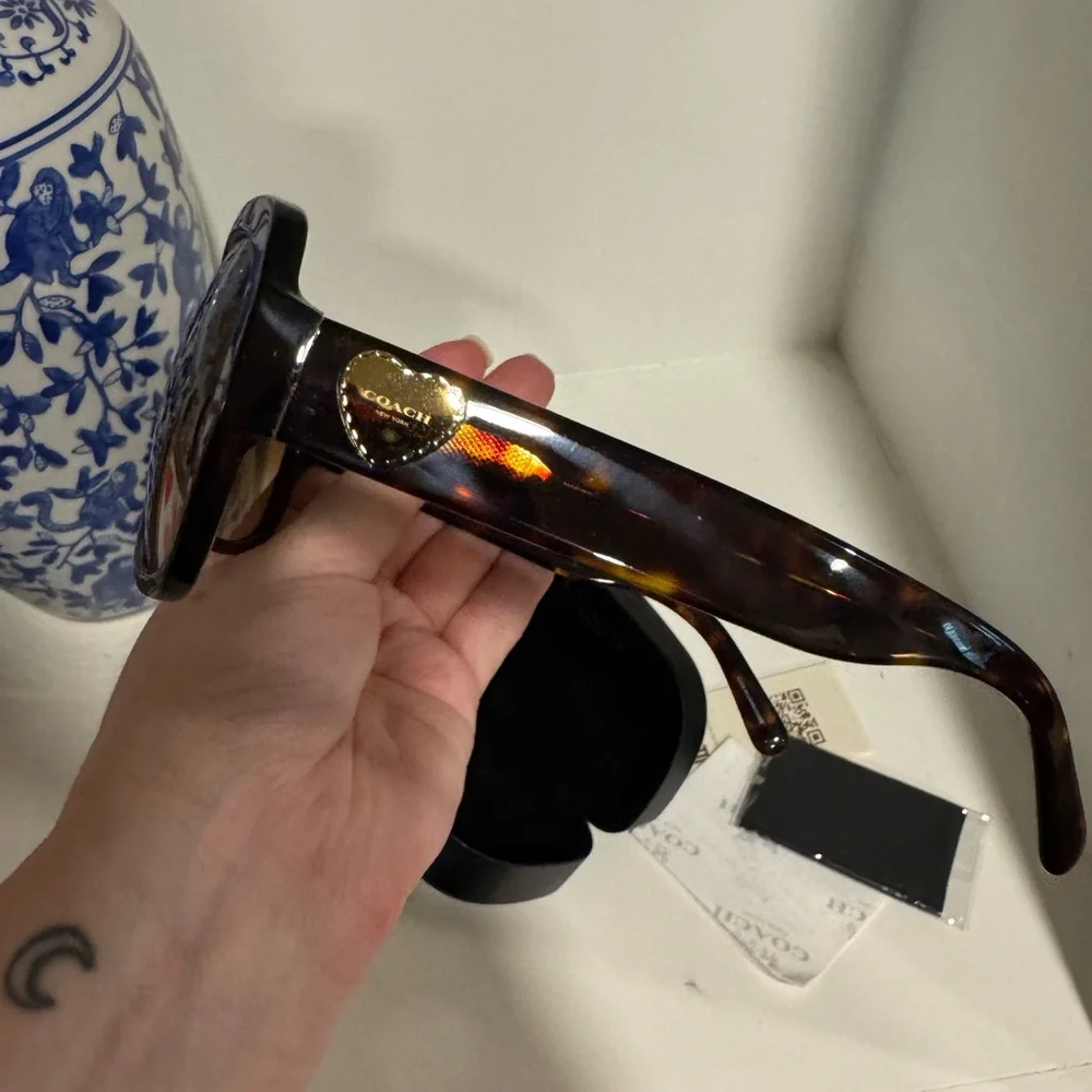 Coach Brown Tortoise Sunglasses - Picture 2 of 5